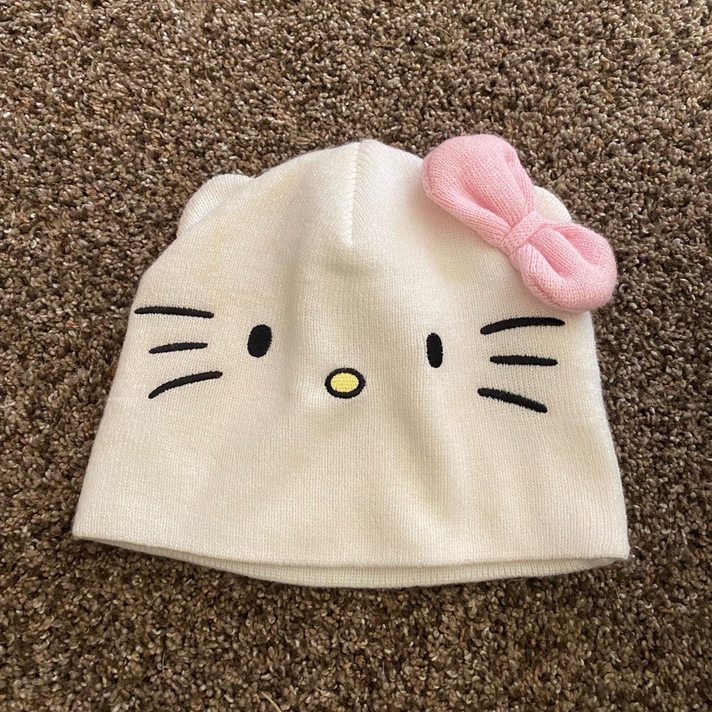 Hello kitty little girls beanie